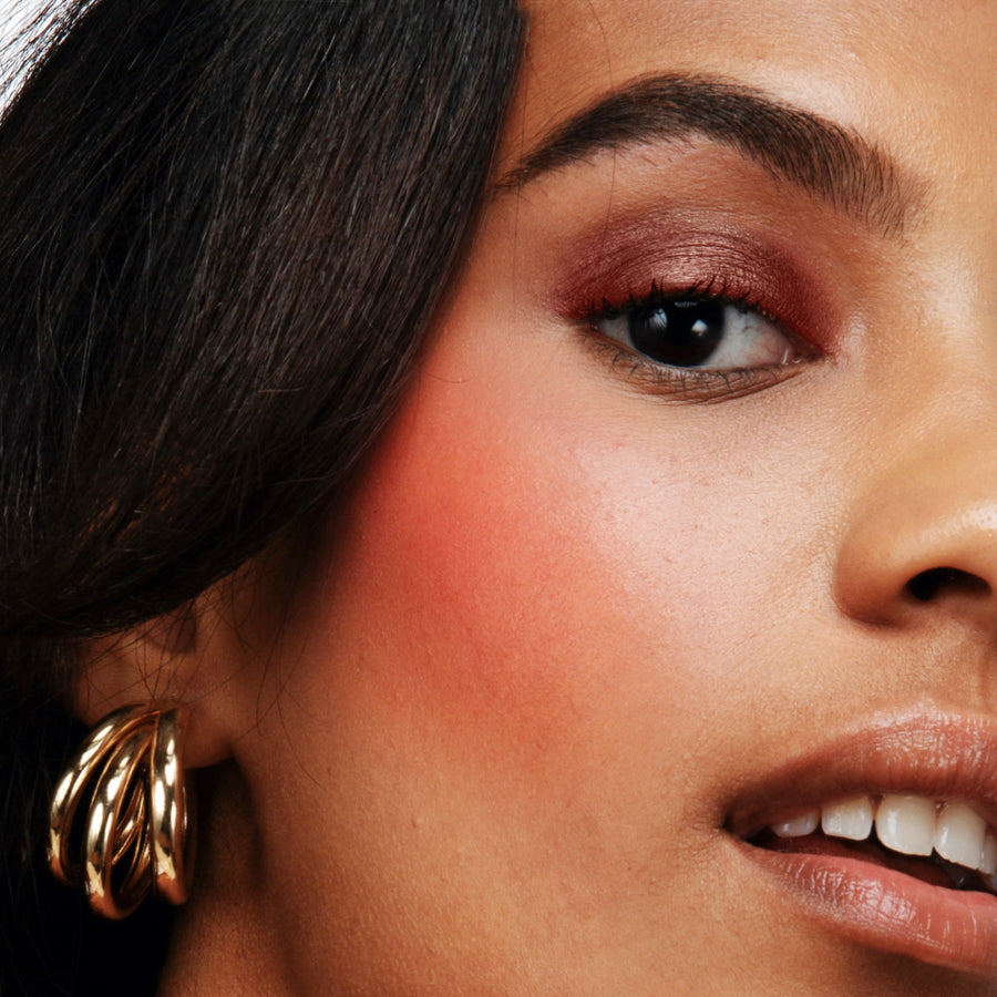 Nova Glow — Velvet Cushion Liquid Blush